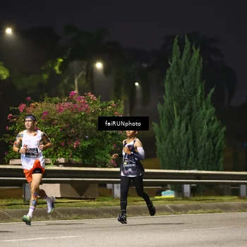 Runner Photo 6179142