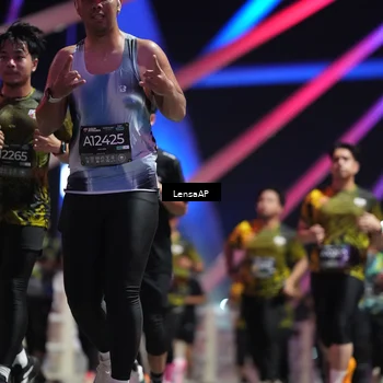 Runner Photo 6179242
