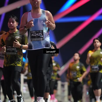 Runner Photo 6179256