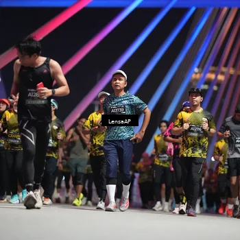 Runner Photo 6179332