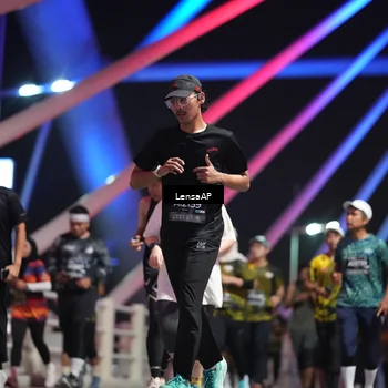 Runner Photo 6179342
