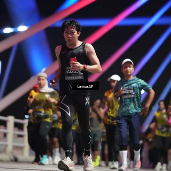 Runner Photo 6179352