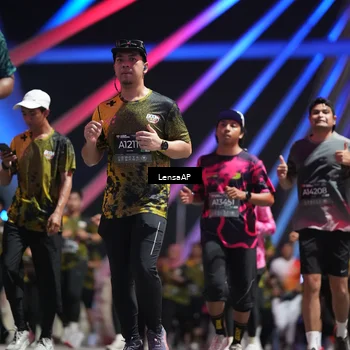 Runner Photo 6179367