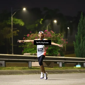Runner Photo 6179393
