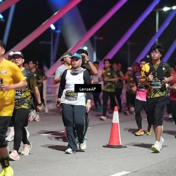 Runner Photo 6179409
