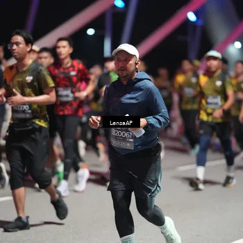 Runner Photo 6179441