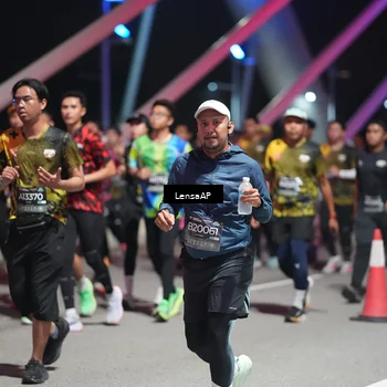 Runner Photo 6179451