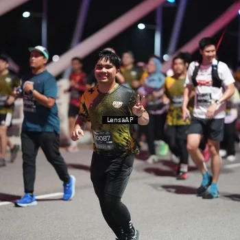 Runner Photo 6179460