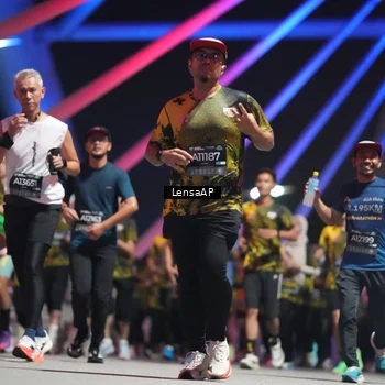 Runner Photo 6179555