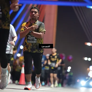 Runner Photo 6179577