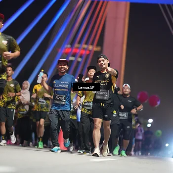 Runner Photo 6179597