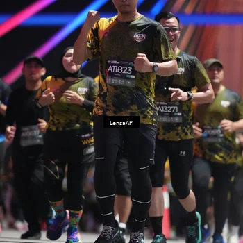 Runner Photo 6179724
