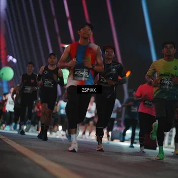 Runner Photo 6179758