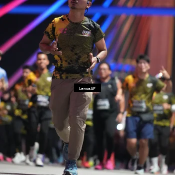 Runner Photo 6179812