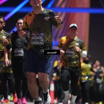 Runner Photo 6179818