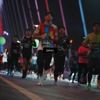 Runner Photo 6179825