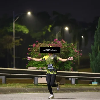 Runner Photo 6179845