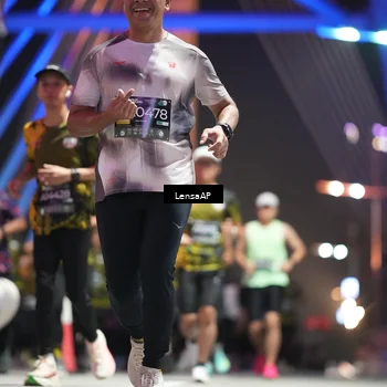 Runner Photo 6179960