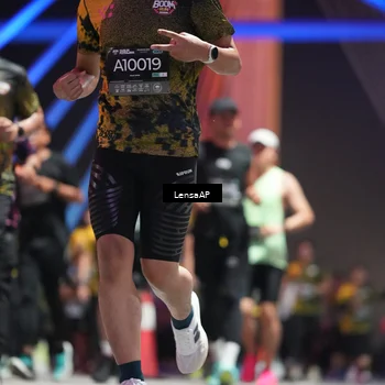 Runner Photo 6179964