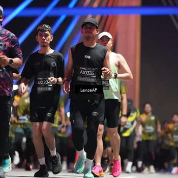 Runner Photo 6179971