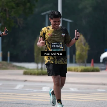 Runner Photo 6180048