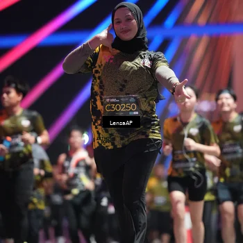 Runner Photo 6180054