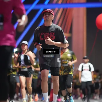 Runner Photo 6180172