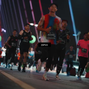 Runner Photo 6180225