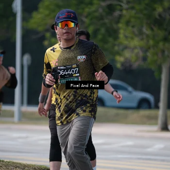 Runner Photo 6180250