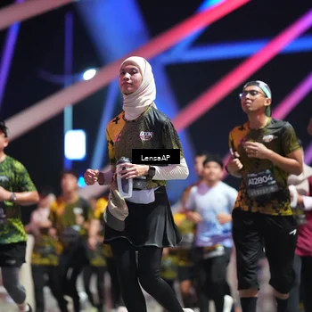 Runner Photo 6180257