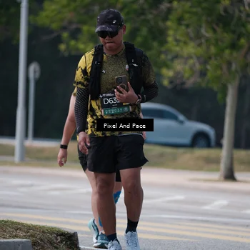 Runner Photo 6180325