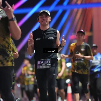 Runner Photo 6180335