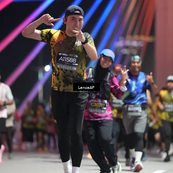 Runner Photo 6180403