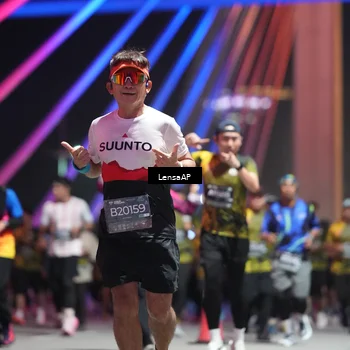Runner Photo 6180413