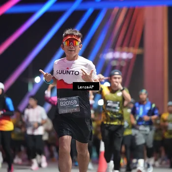 Runner Photo 6180430
