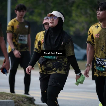 Runner Photo 6180470