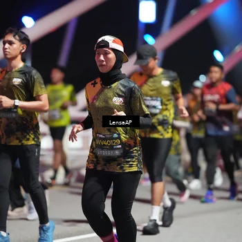 Runner Photo 6180499