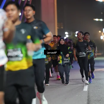 Runner Photo 6180575