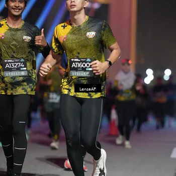 Runner Photo 6180692