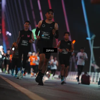 Runner Photo 6180723