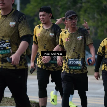 Runner Photo 6180730