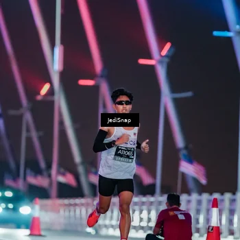 Runner Photo 6180751