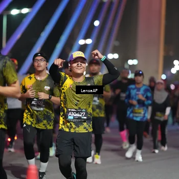 Runner Photo 6180766