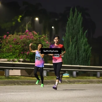 Runner Photo 6180771