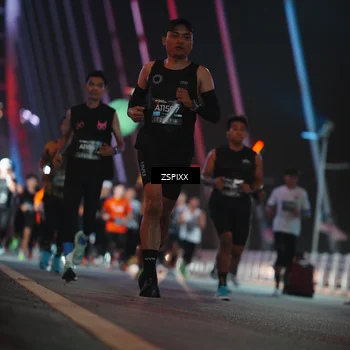 Runner Photo 6180772