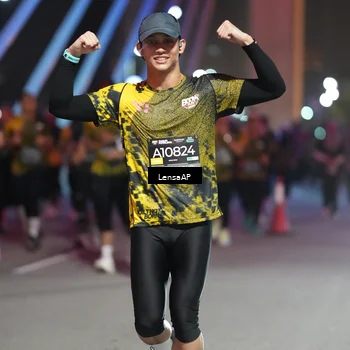 Runner Photo 6180822