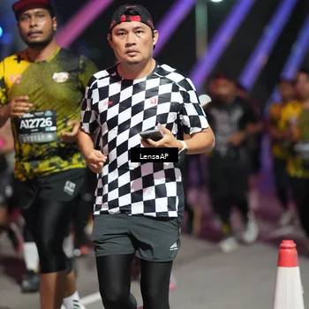 Runner Photo 6180842