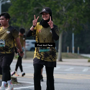 Runner Photo 6180862
