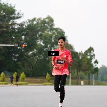 Runner Photo 6180875