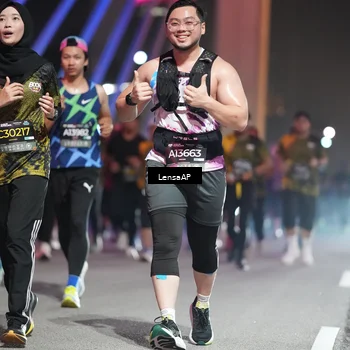 Runner Photo 6180903